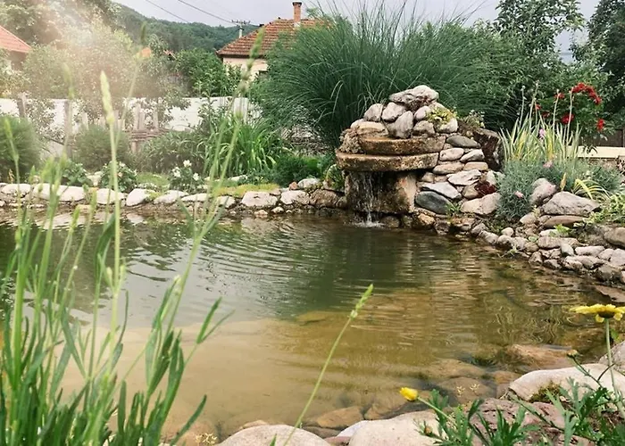 Sum Rzava 度假居 *