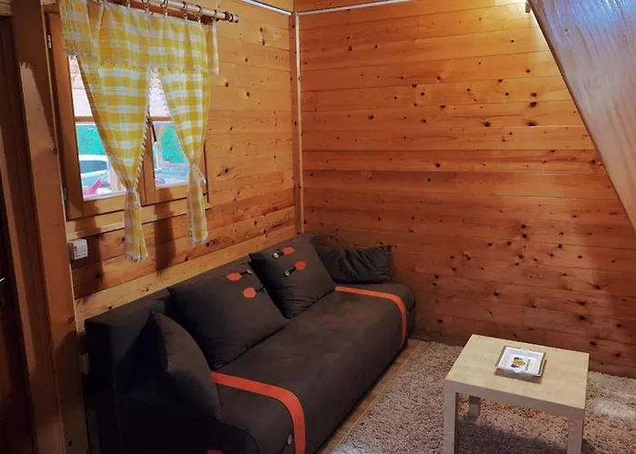 Sum Rzava 度假居 *